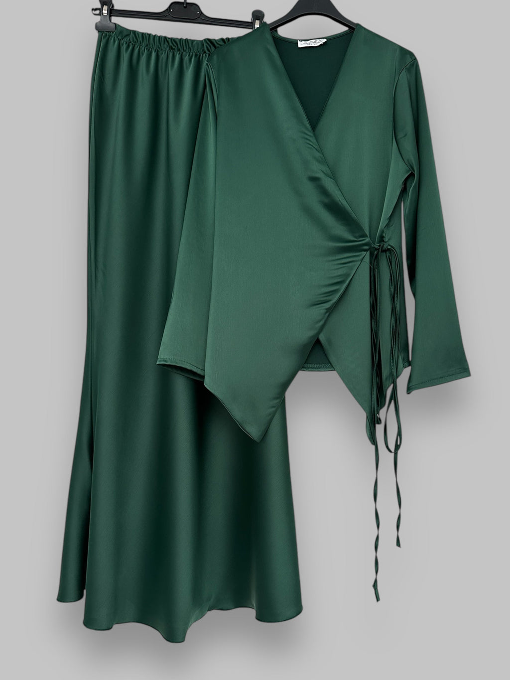 ENSEMBLE JUPE ET KIMONO