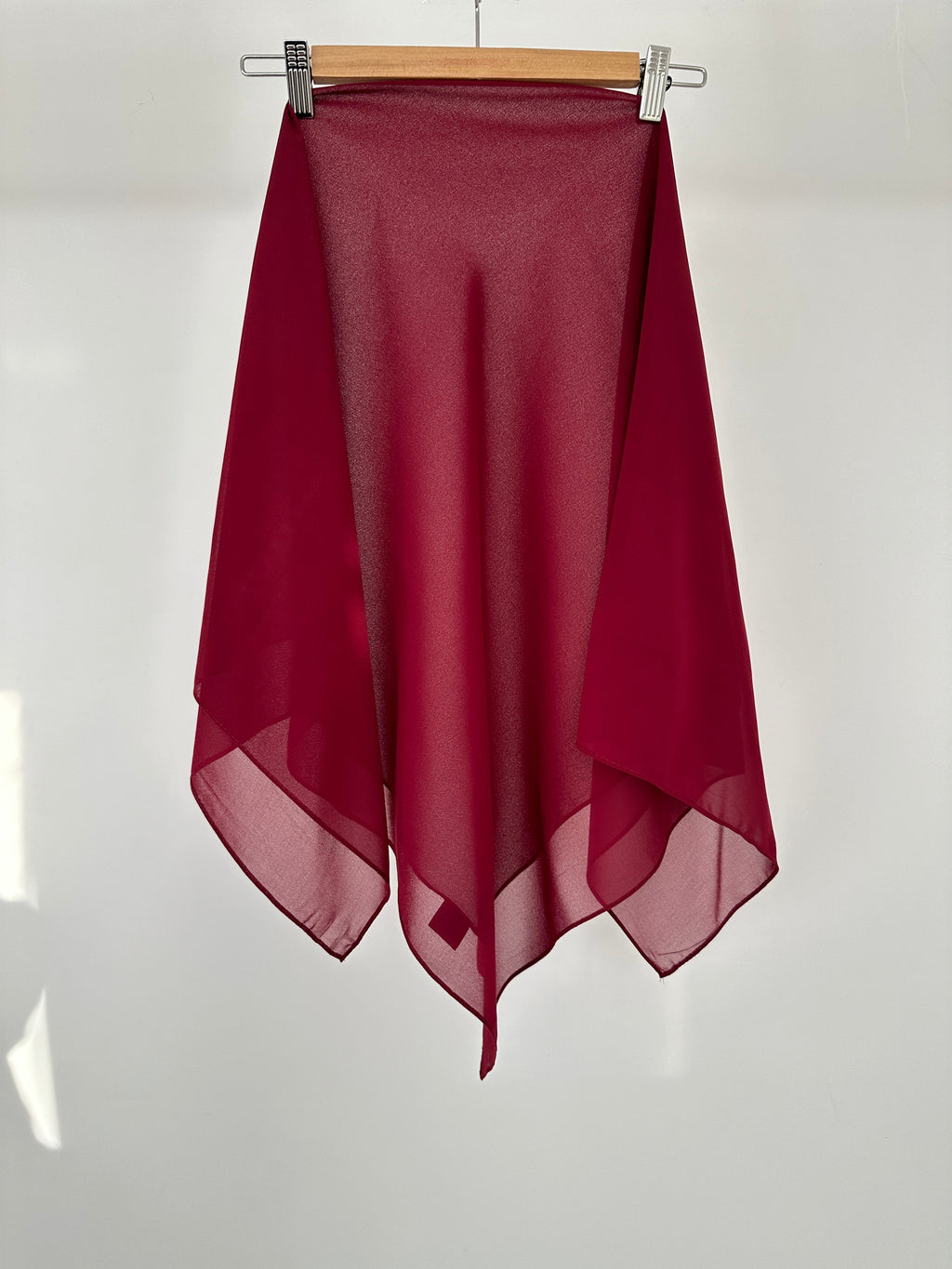 HIJAB CARRÉ EN MOUSSELINE BORDEAUX