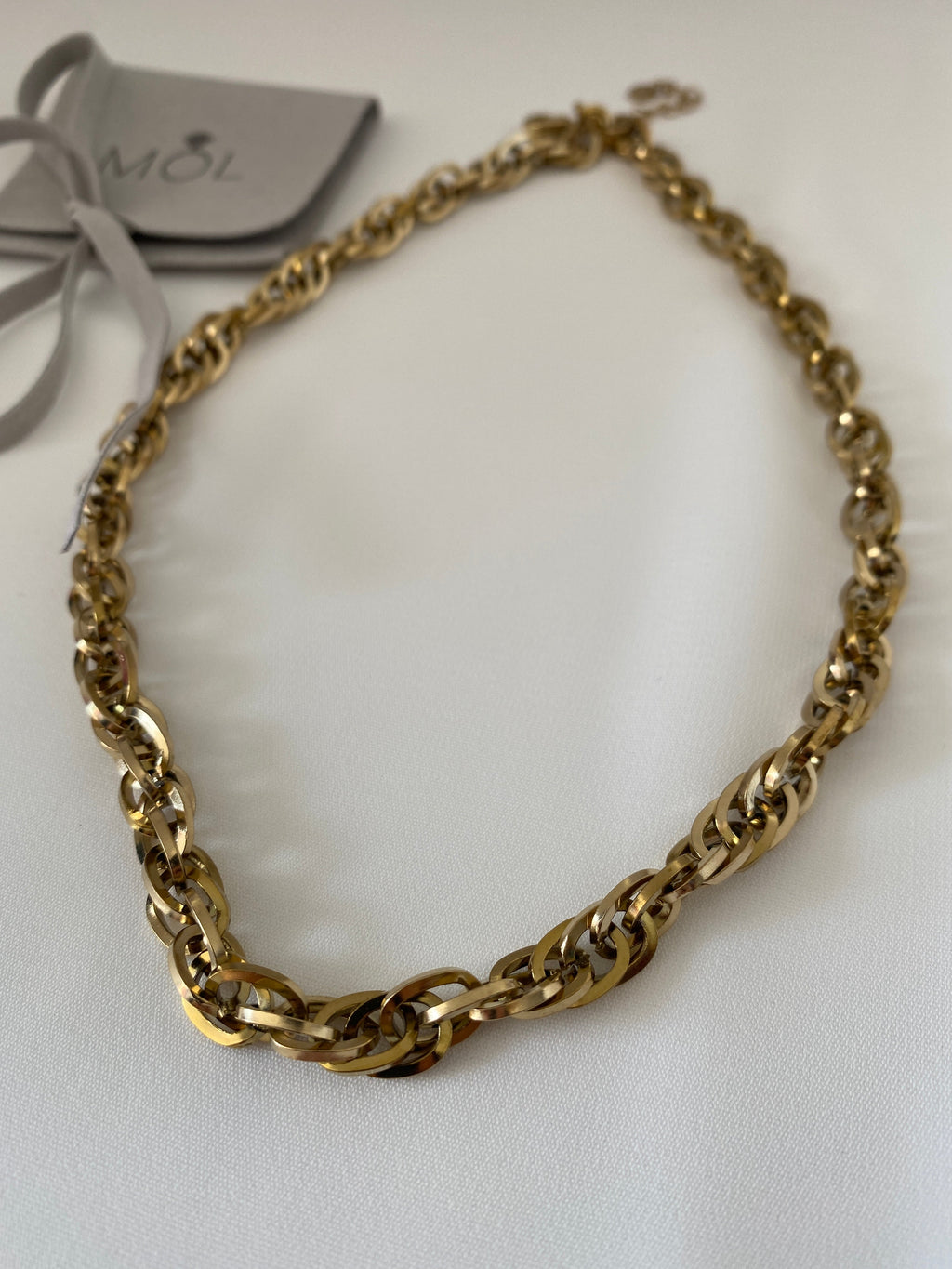 COLLIER HANAN