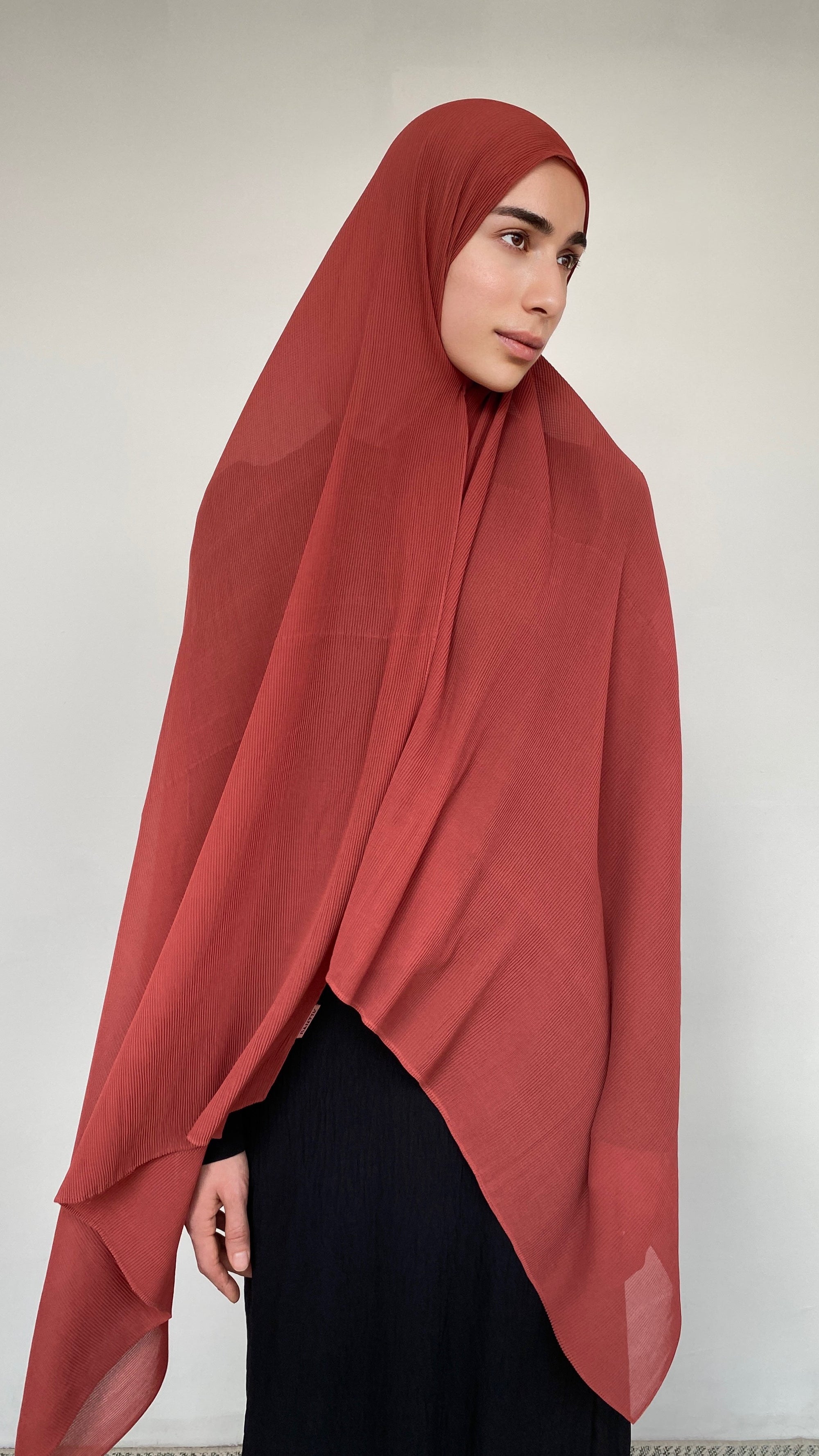HIJAB PLISSÉ CORAIL