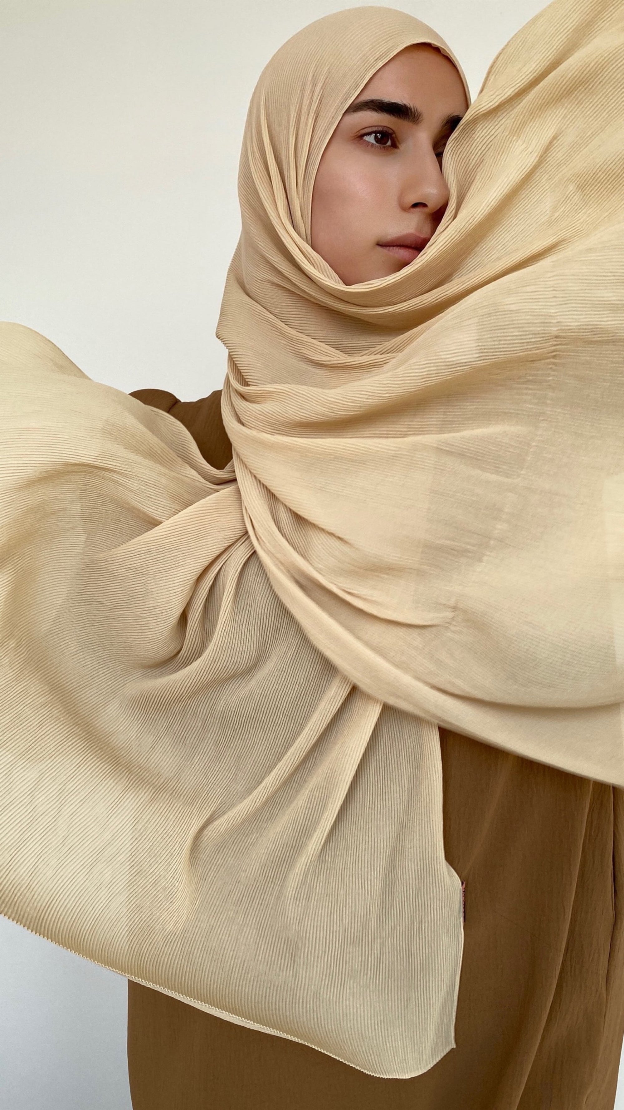 HIJAB MOUSSELINE PLISSÉ BEIGE