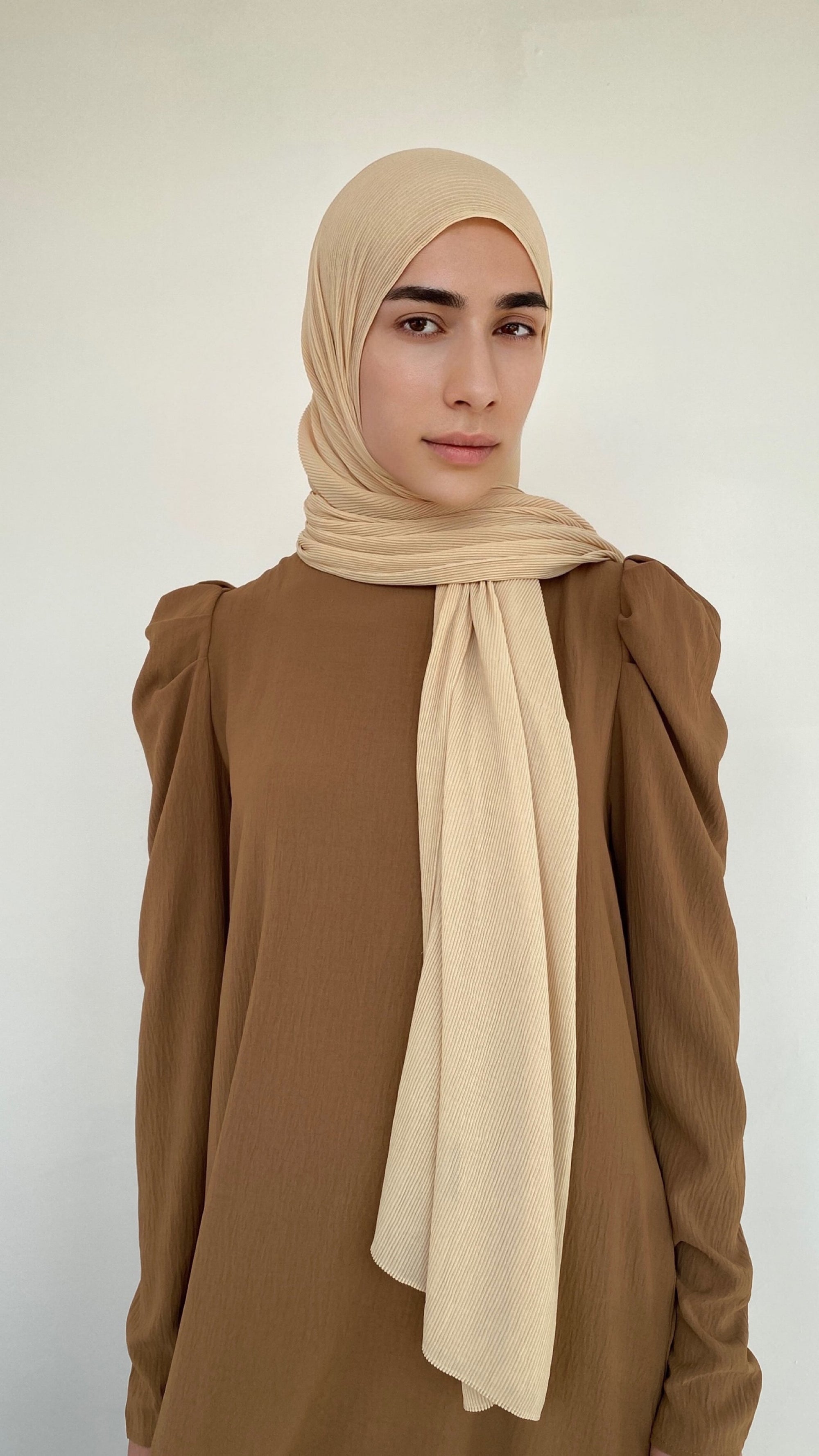 HIJAB MOUSSELINE PLISSÉ BEIGE