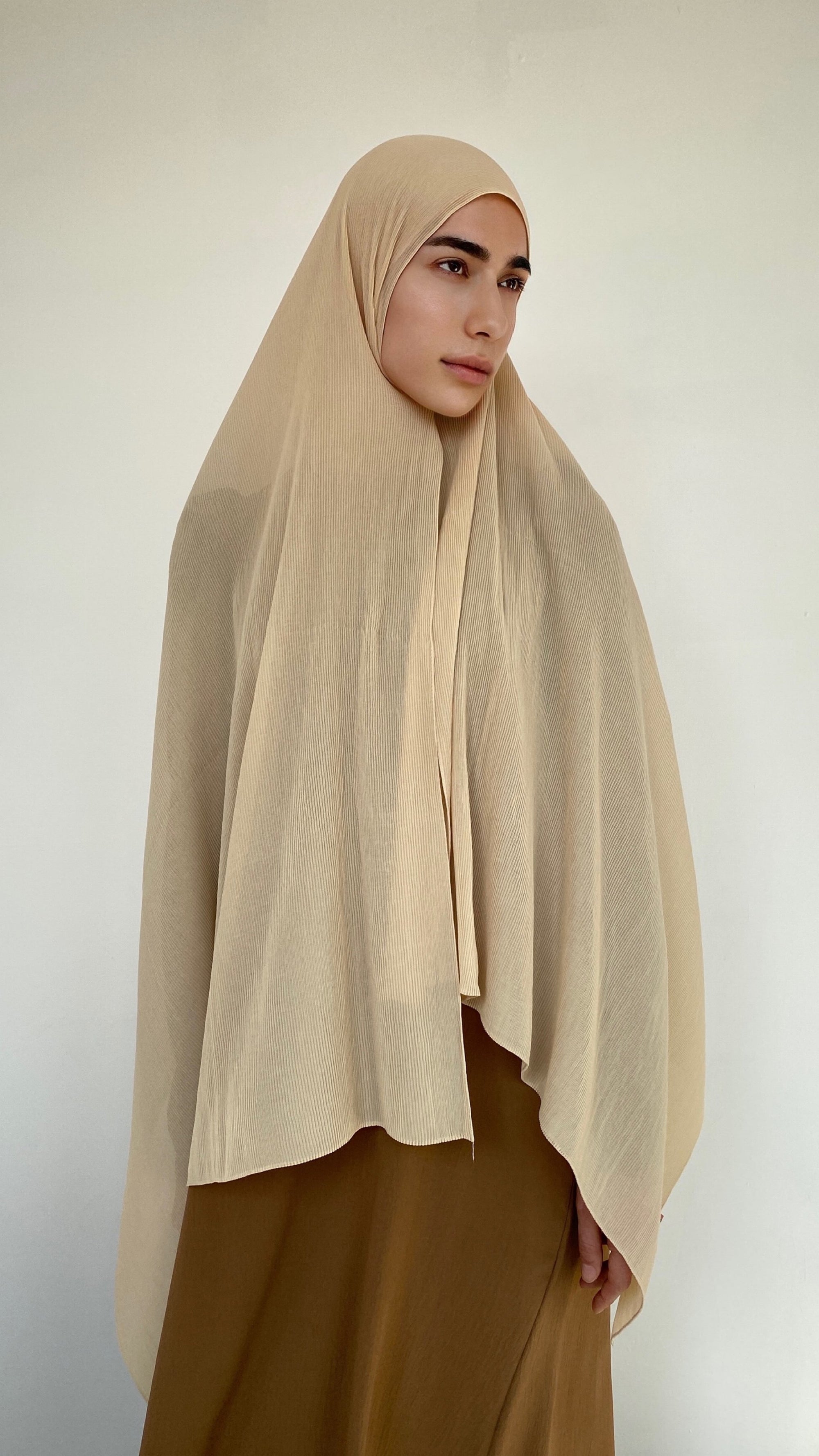 HIJAB MOUSSELINE PLISSÉ BEIGE