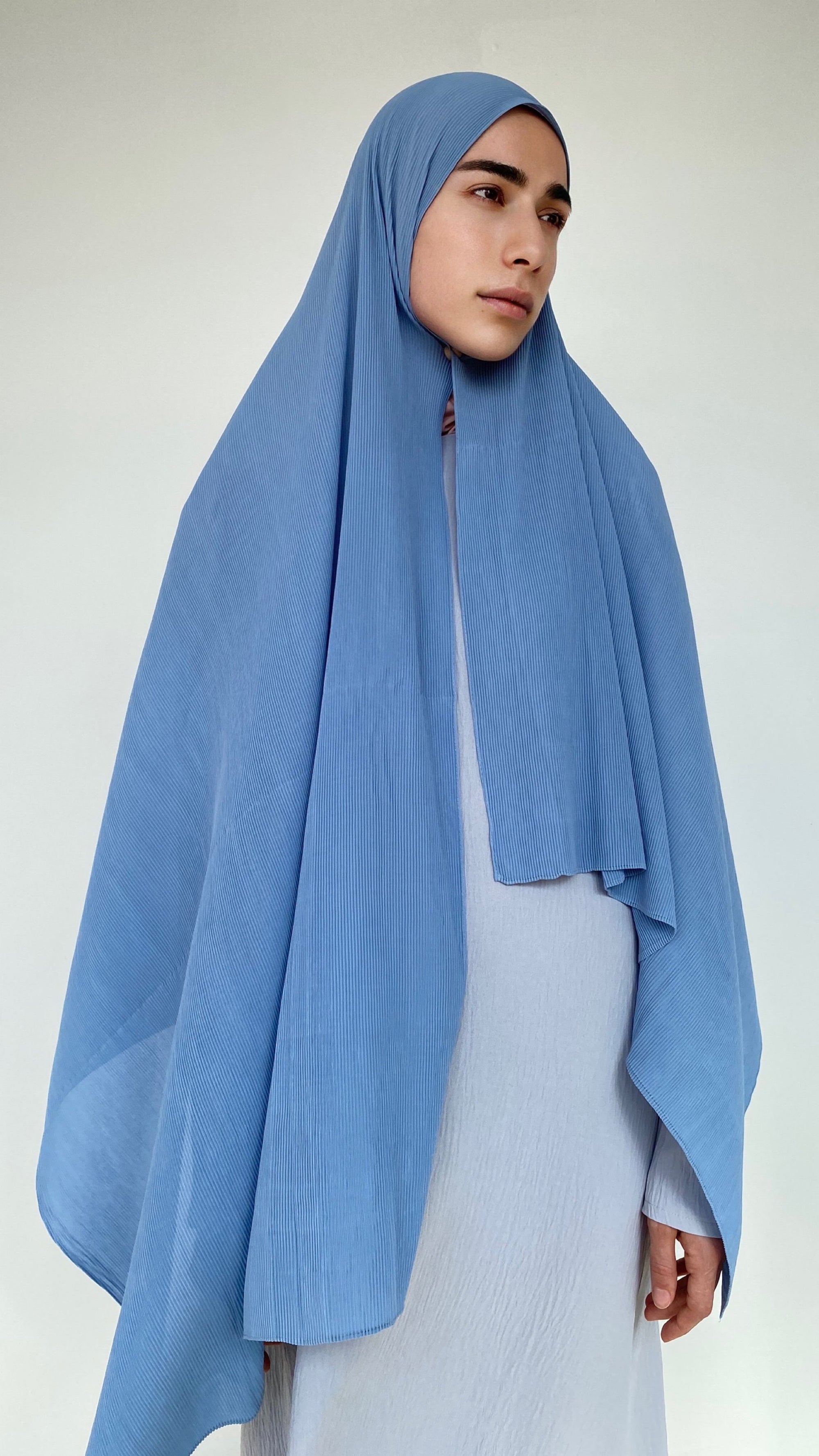HIJAB PLISSÉ BLEU