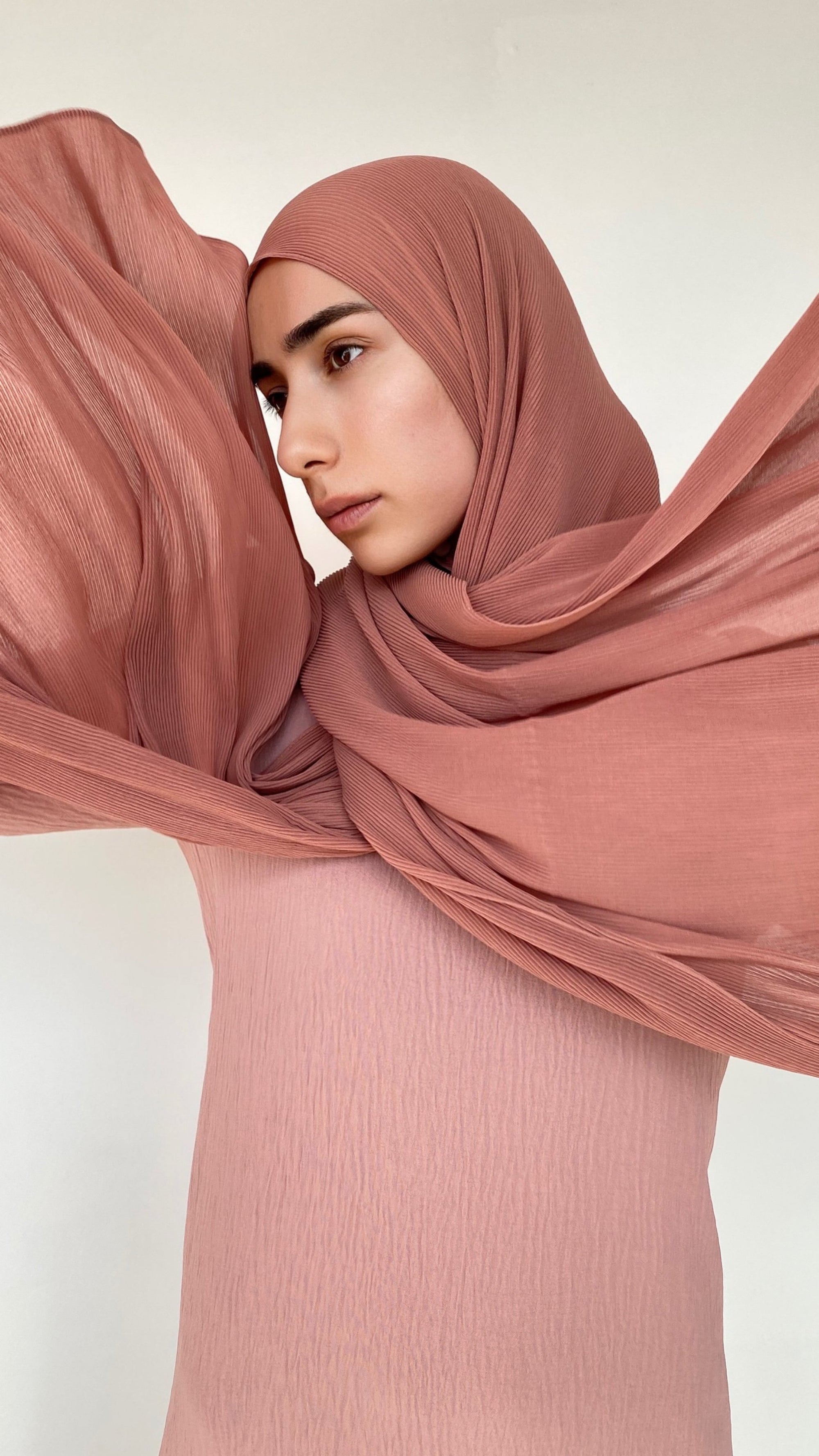 HIJAB PLISSÉ CORAIL
