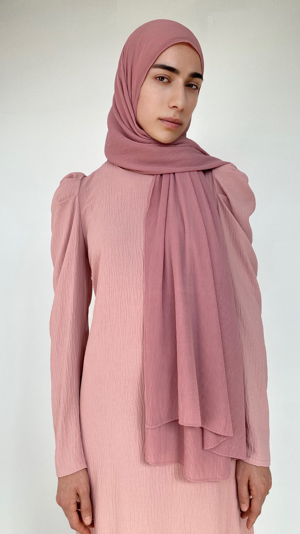 HIJAB PLISSÉ ROSE PÂLE