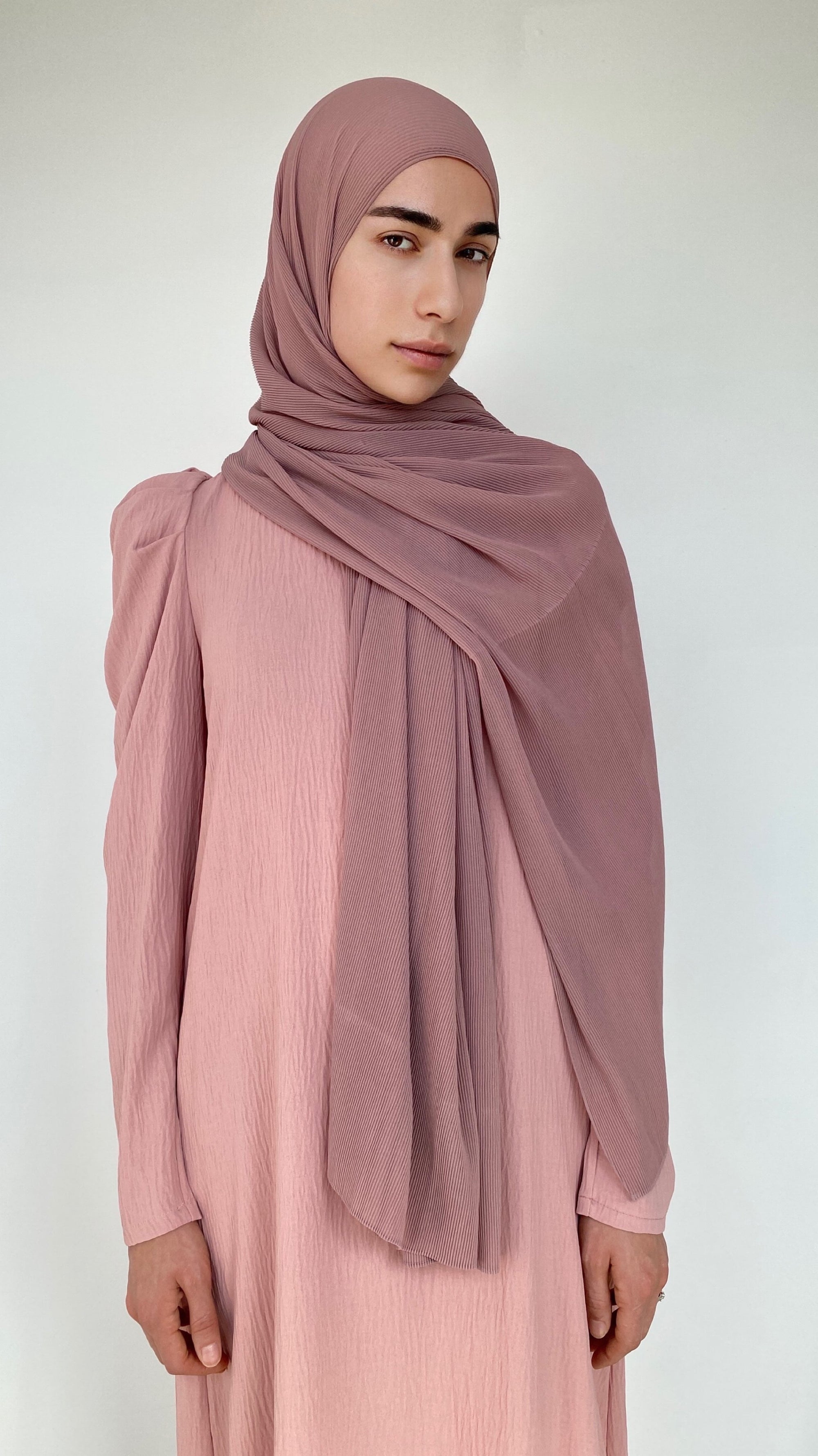HIJAB PLISSÉ VIEUX ROSE