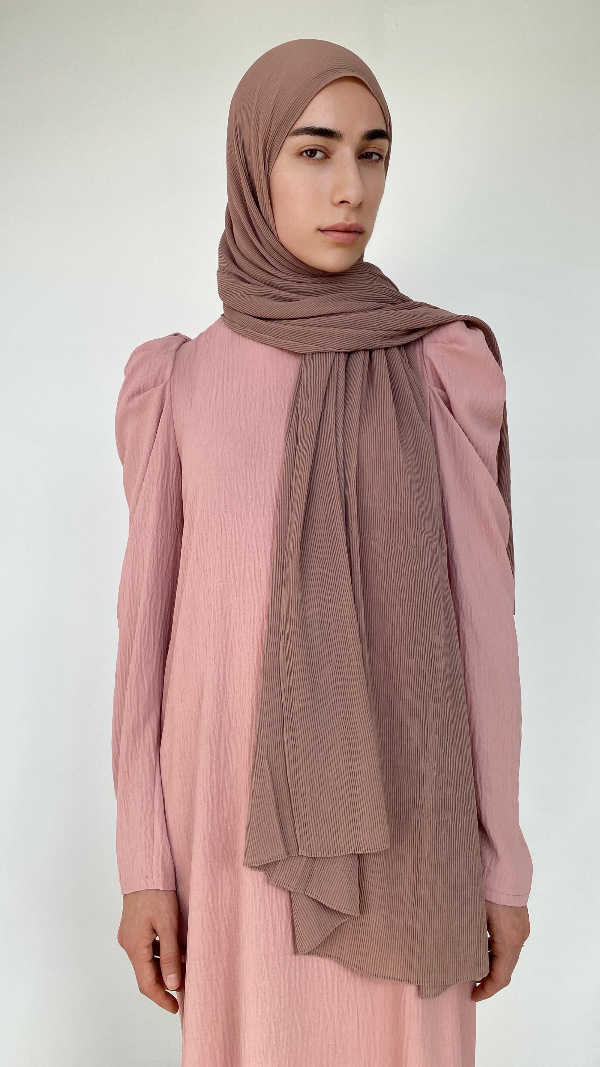 HIJAB MOUSSELINE PLISSÉ ROSE NUDE