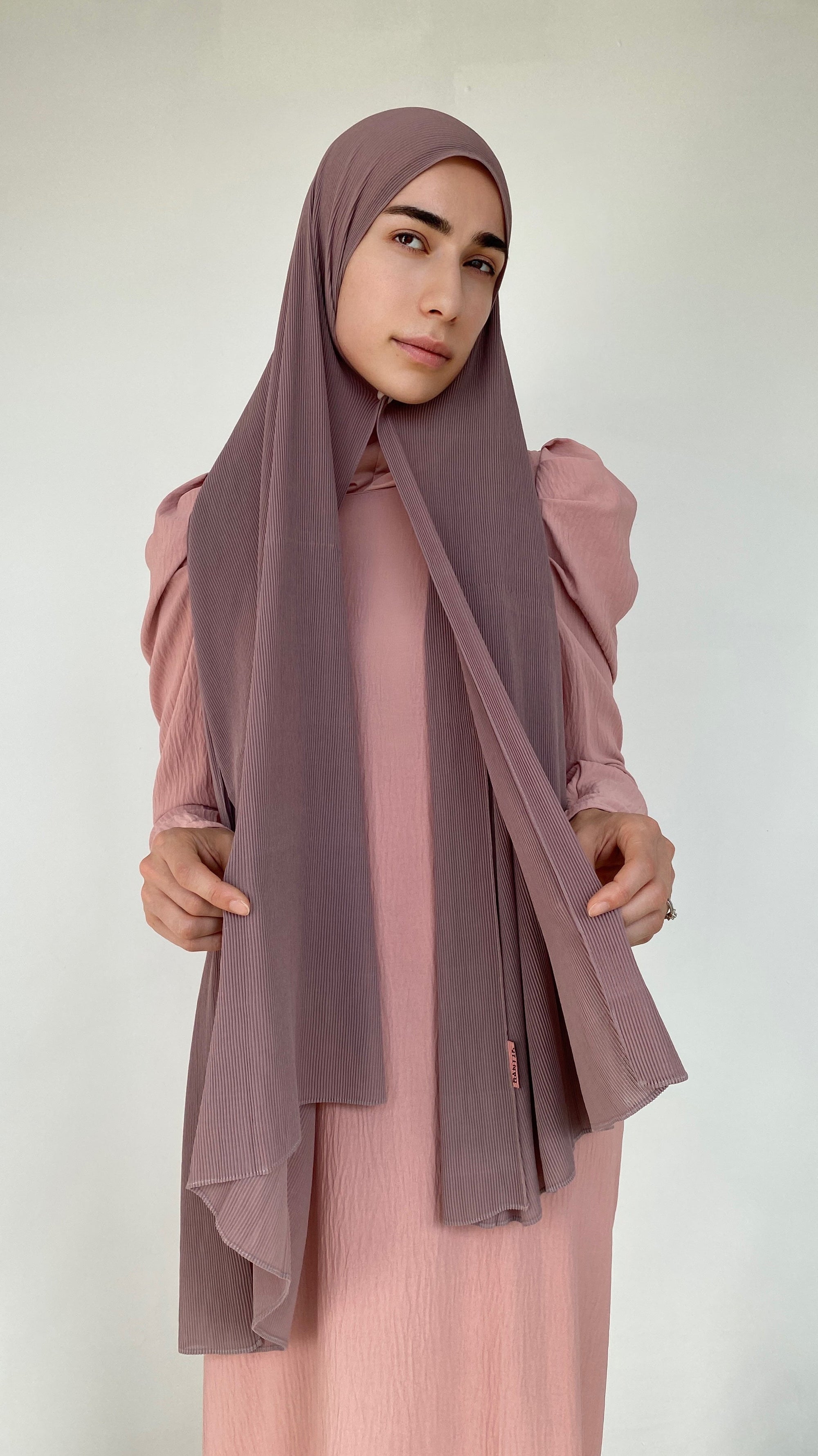 HIJAB MOUSSELINE PLISSÉ PELÛRE D'OIGNON