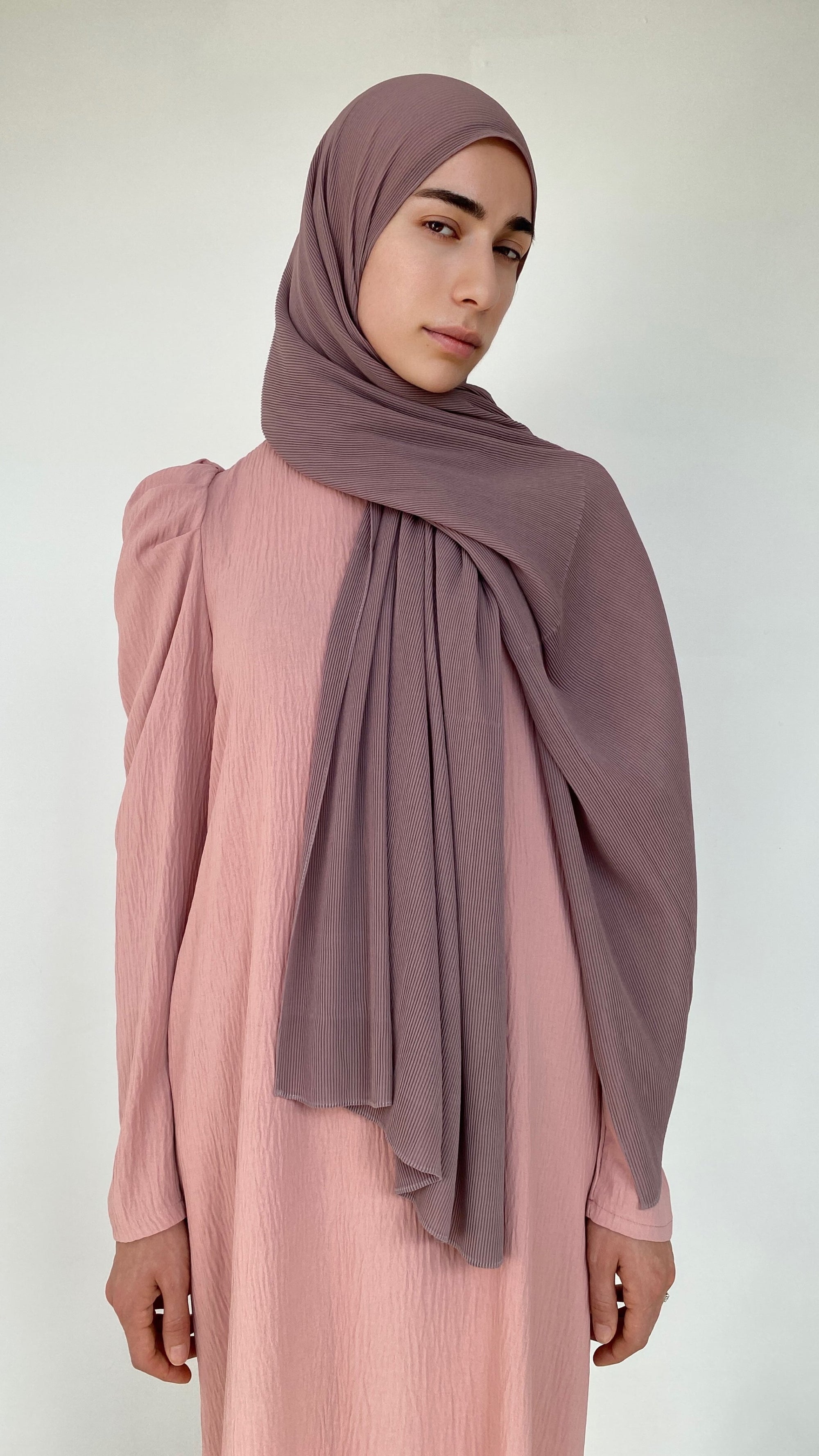HIJAB MOUSSELINE PLISSÉ PELÛRE D'OIGNON