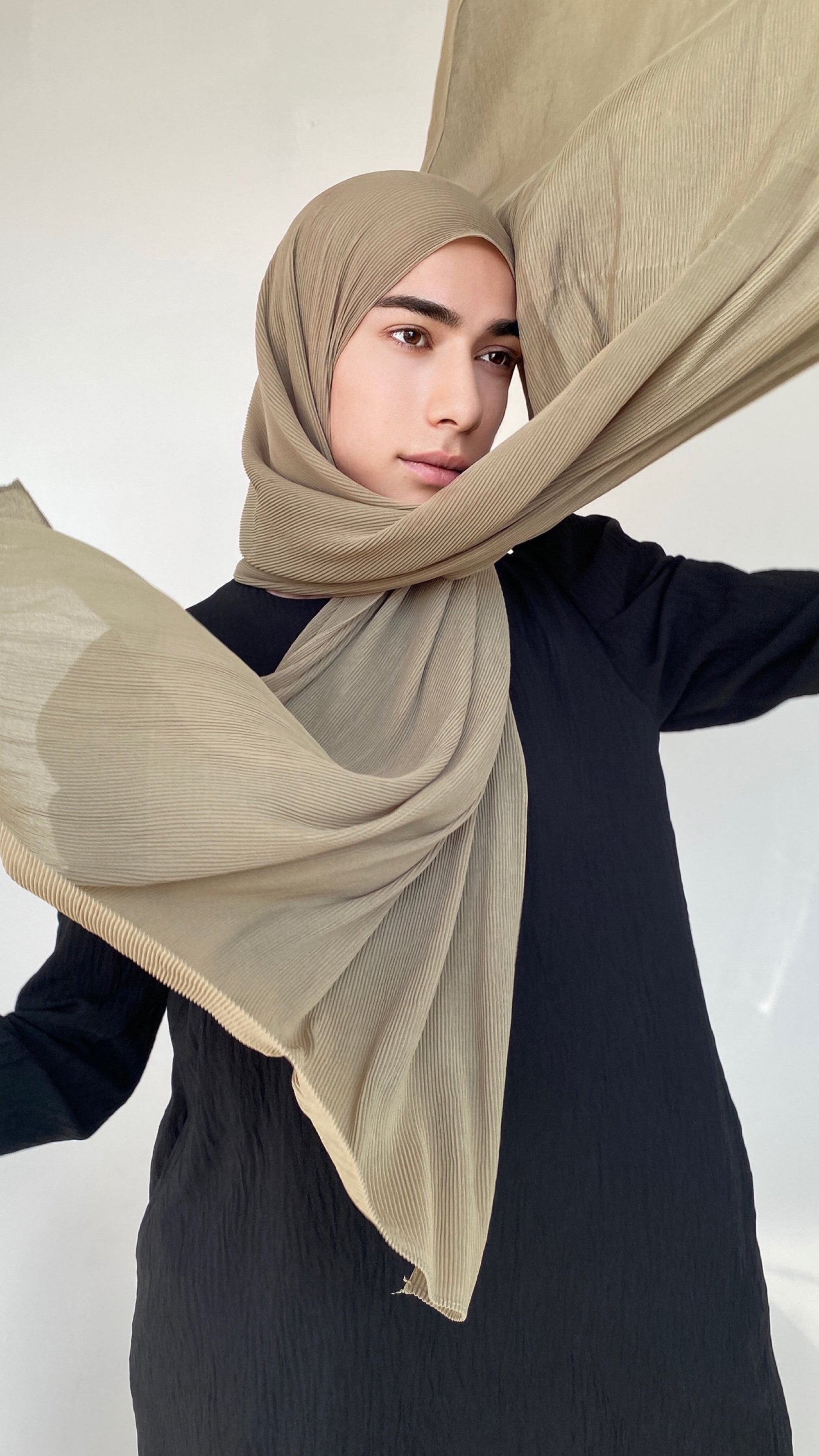 HIJAB MOUSSELINE PLISSÉ CAMEL