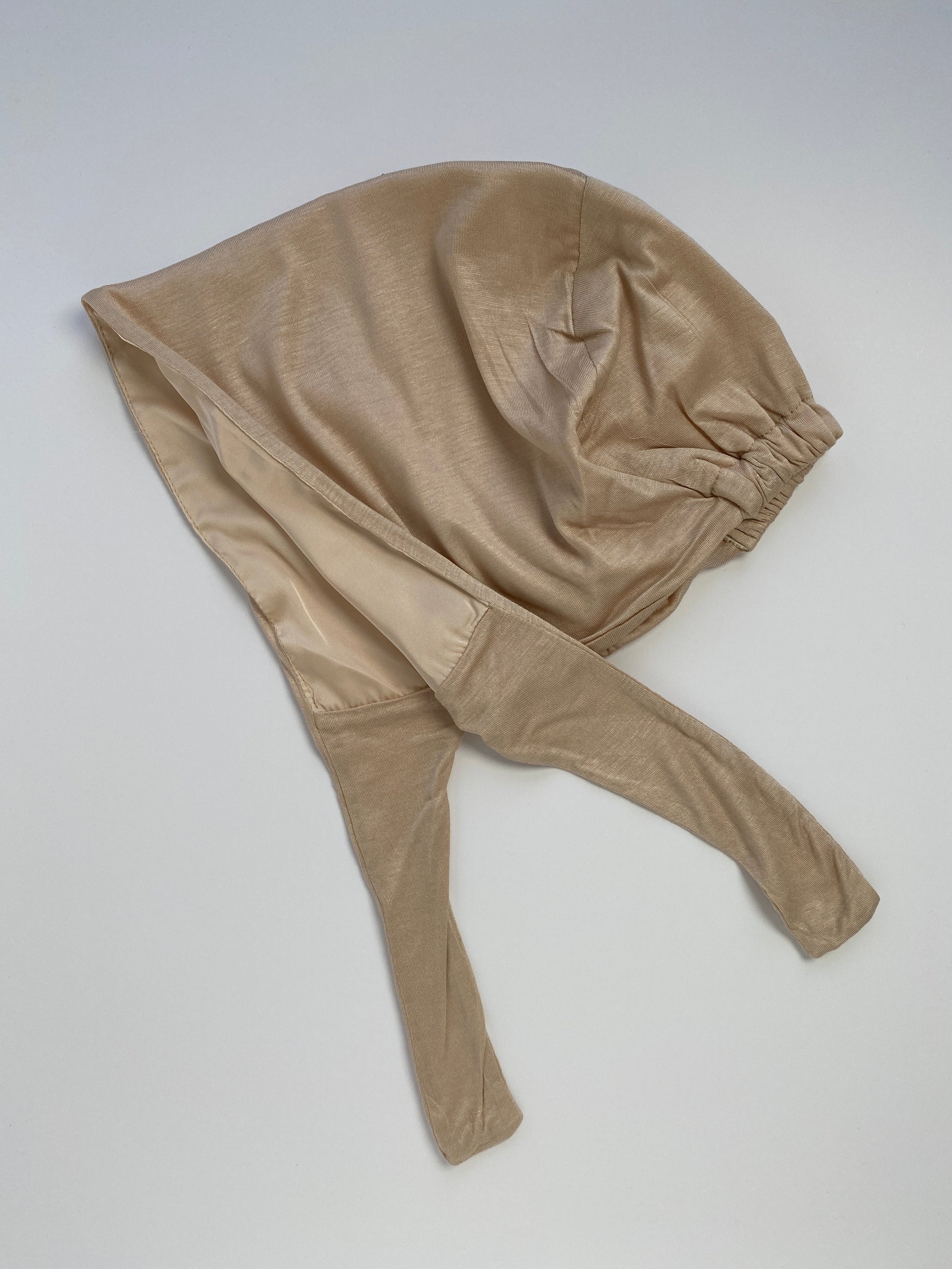 BONNET SOIE BEIGE
