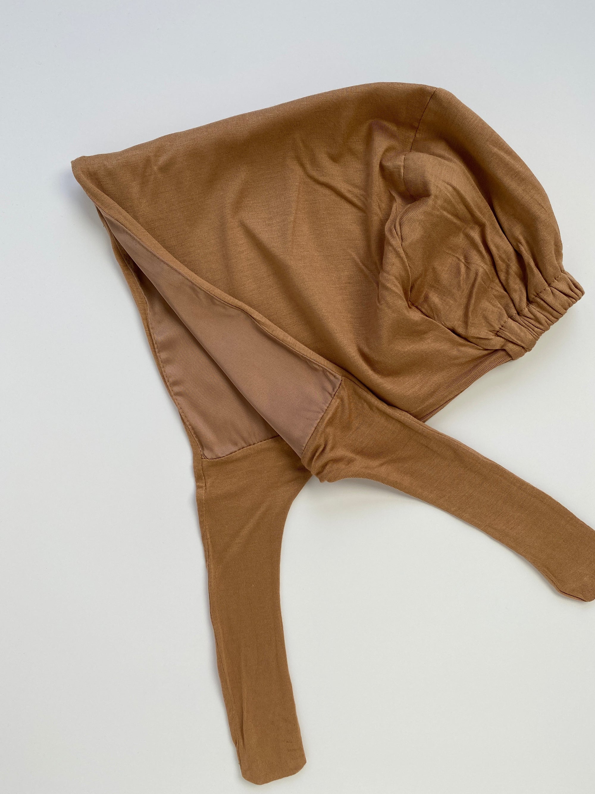BONNET SOIE CARAMEL