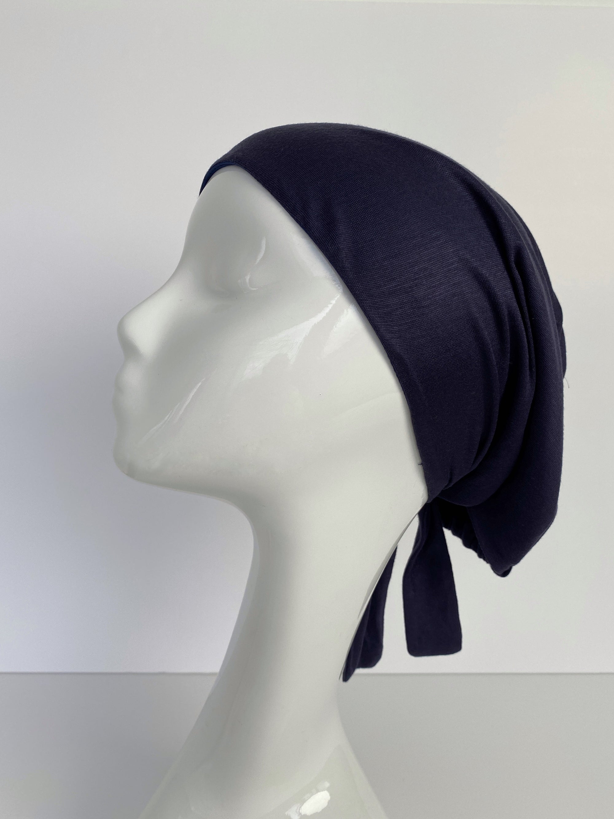 BONNET SOIE BLEU