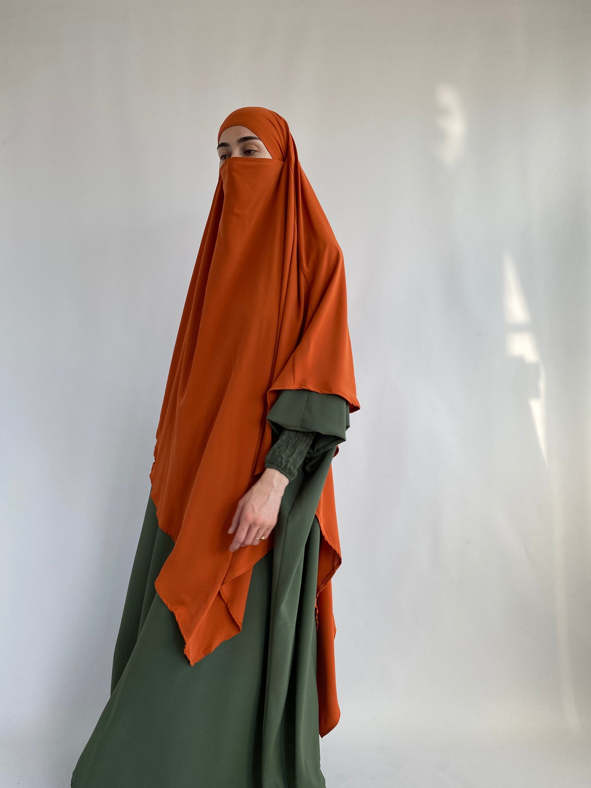 KHIMAR XL EN SOIE DE MÈDINE 
CORAIL