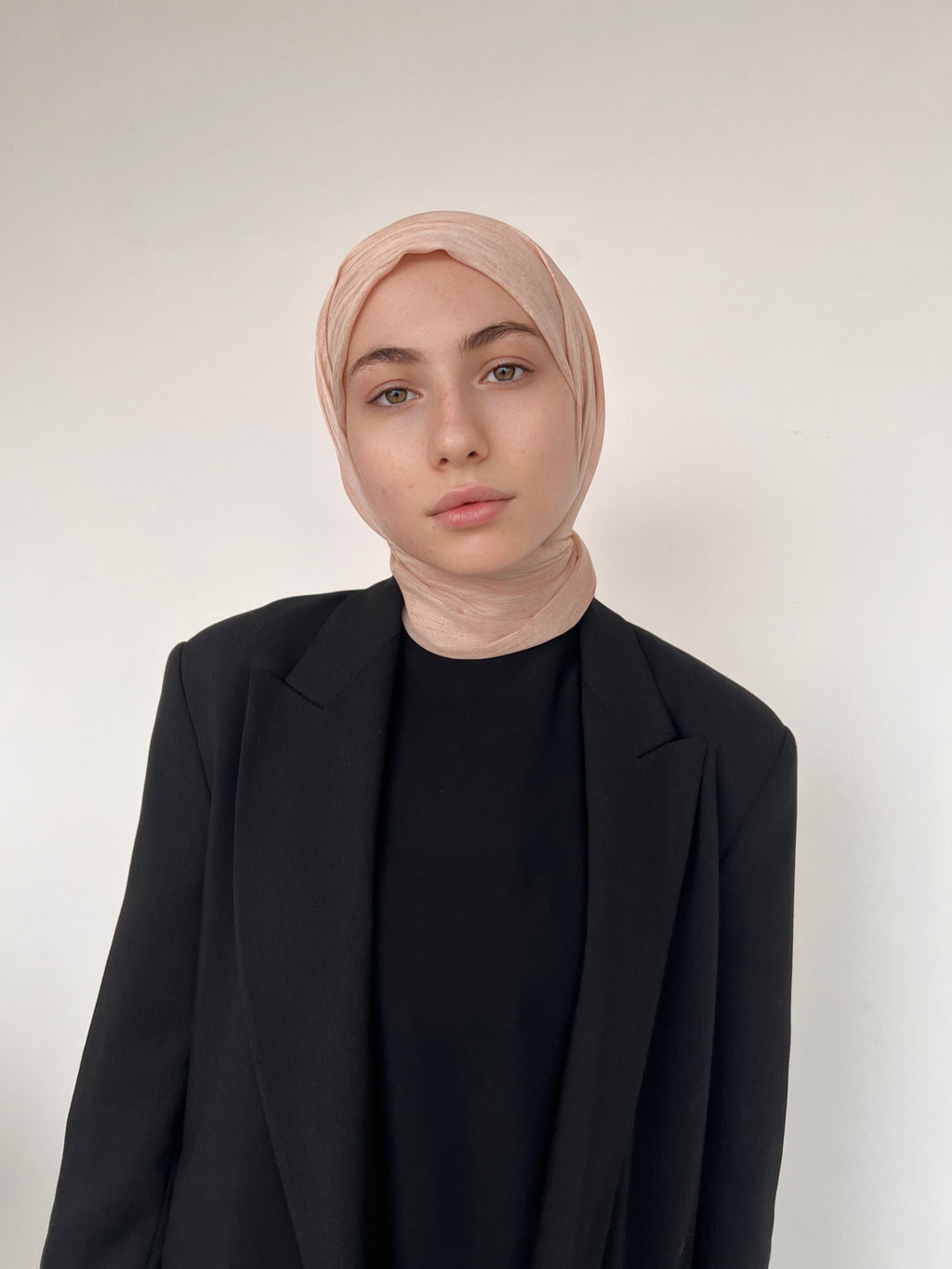 BOX SIX HIJABS LIN