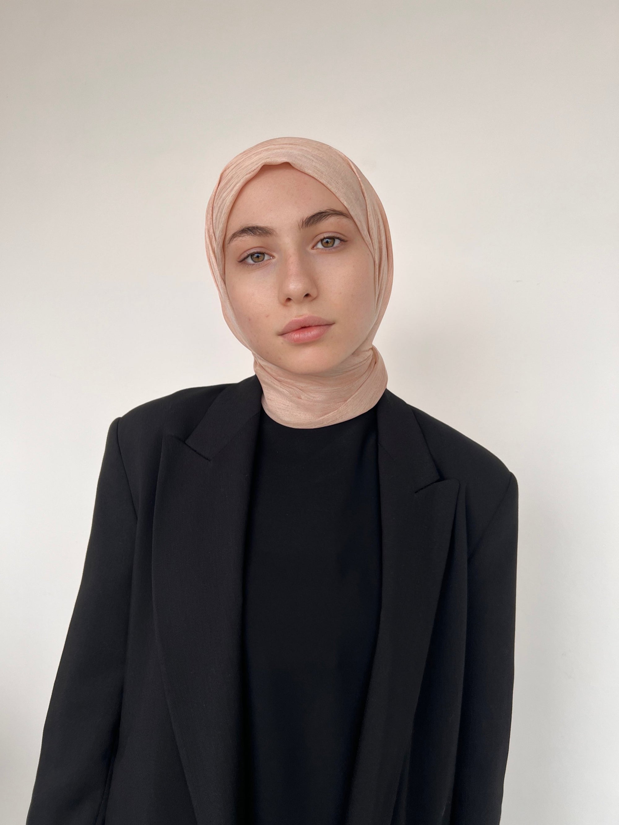 BOX SIX HIJABS LIN