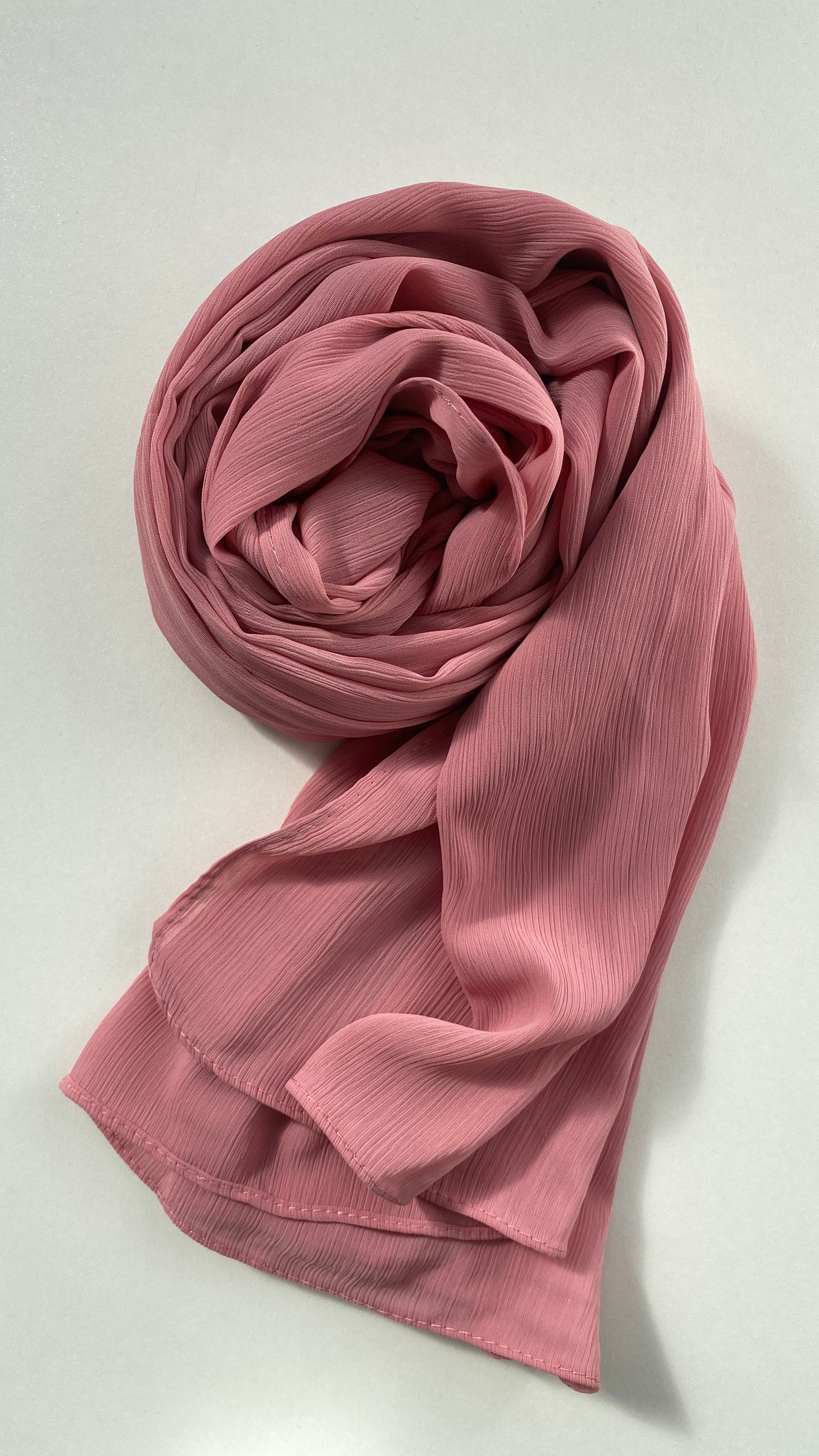 HIJAB  SOIE RAYÉE ROSE BONBON