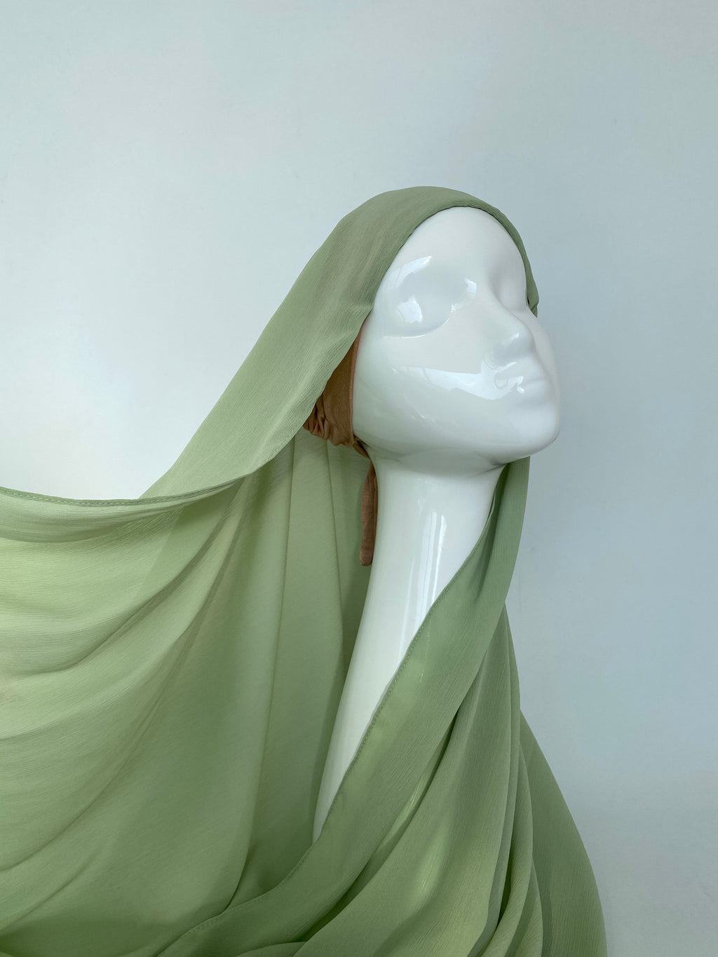 HIJAB À ENFILER SOIE RAYÉE