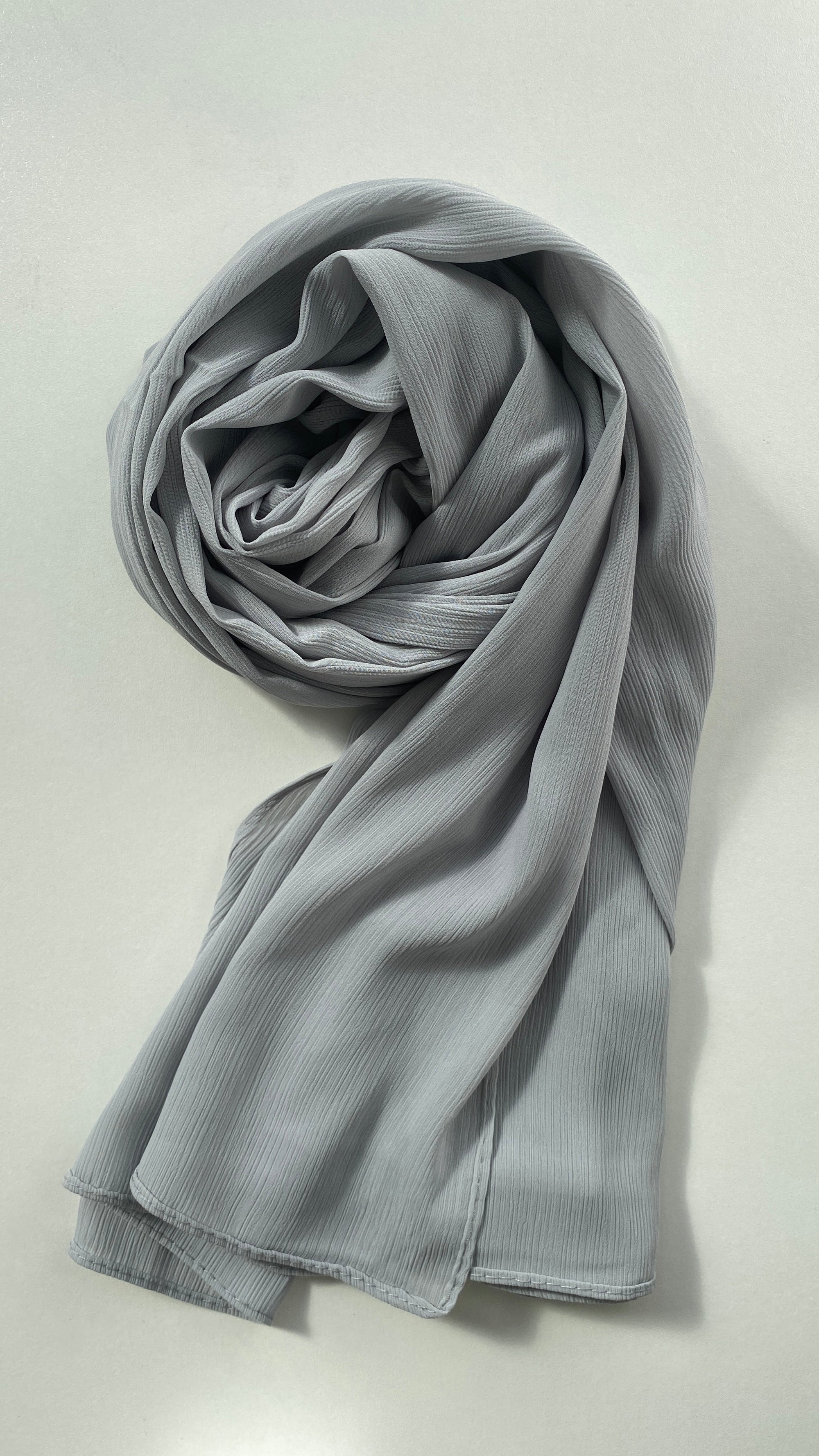 HIJAB  SOIE RAYÉE GRIS