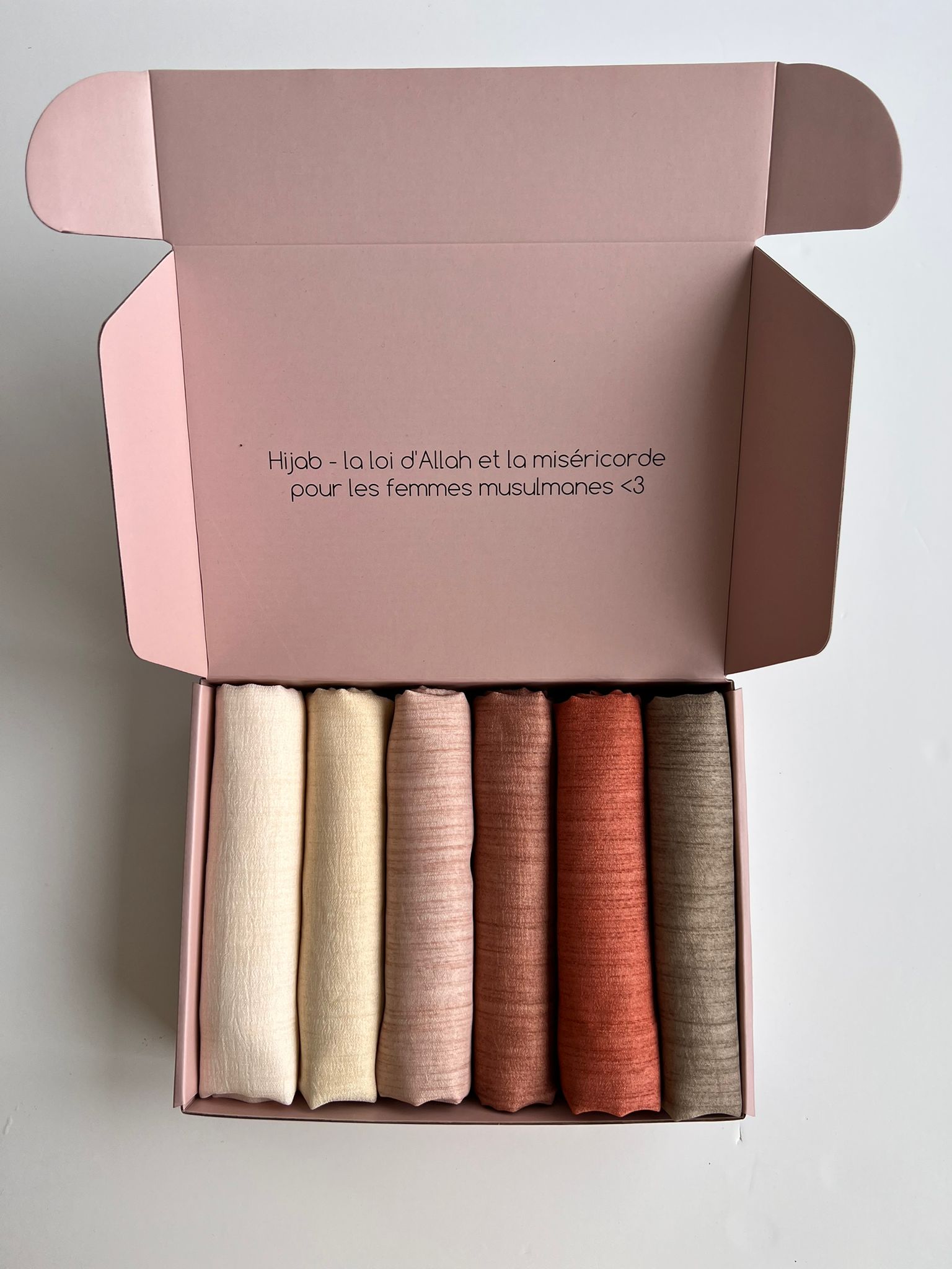 BOX SIX HIJABS LIN