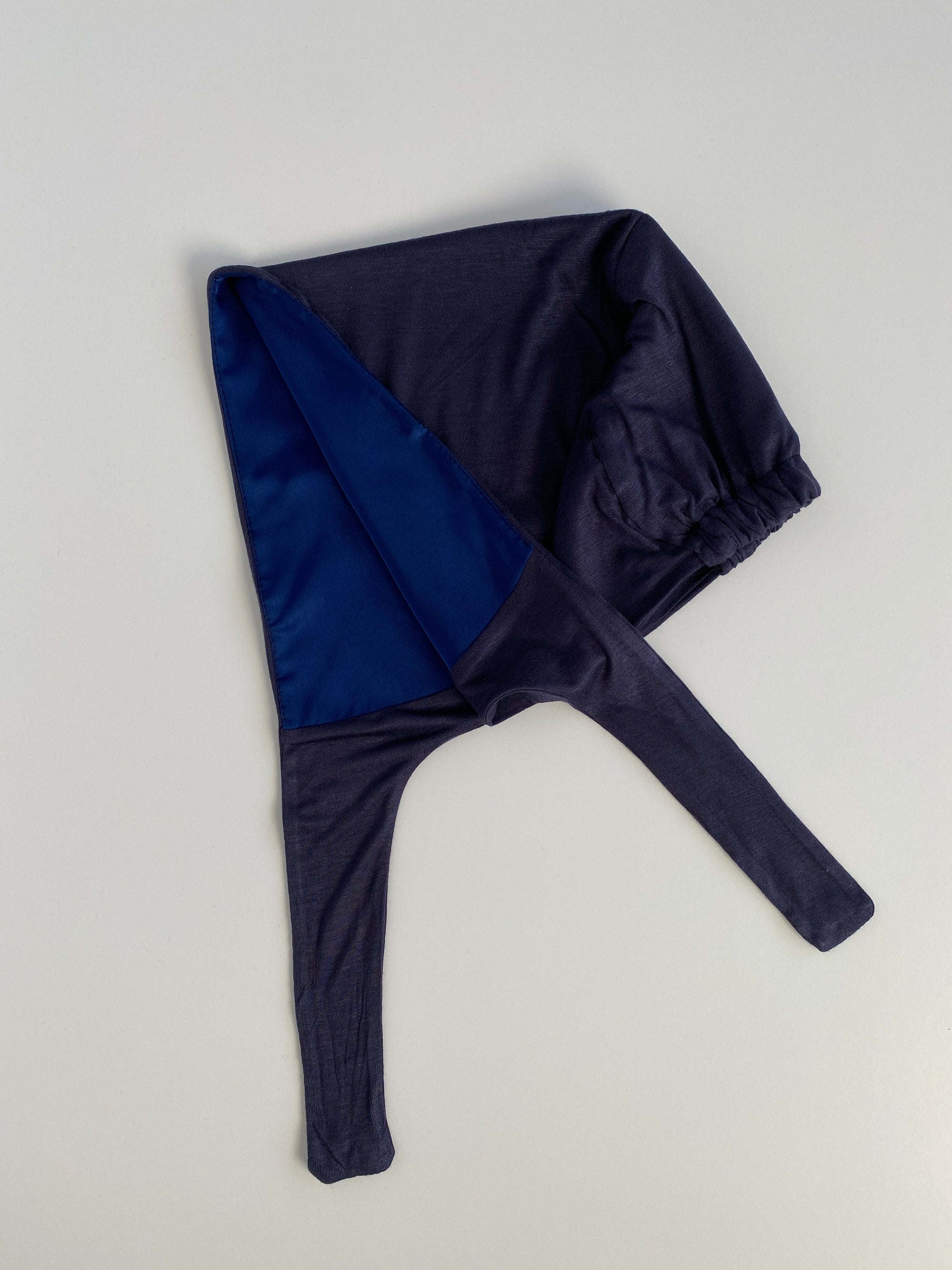 BONNET SOIE BLEU