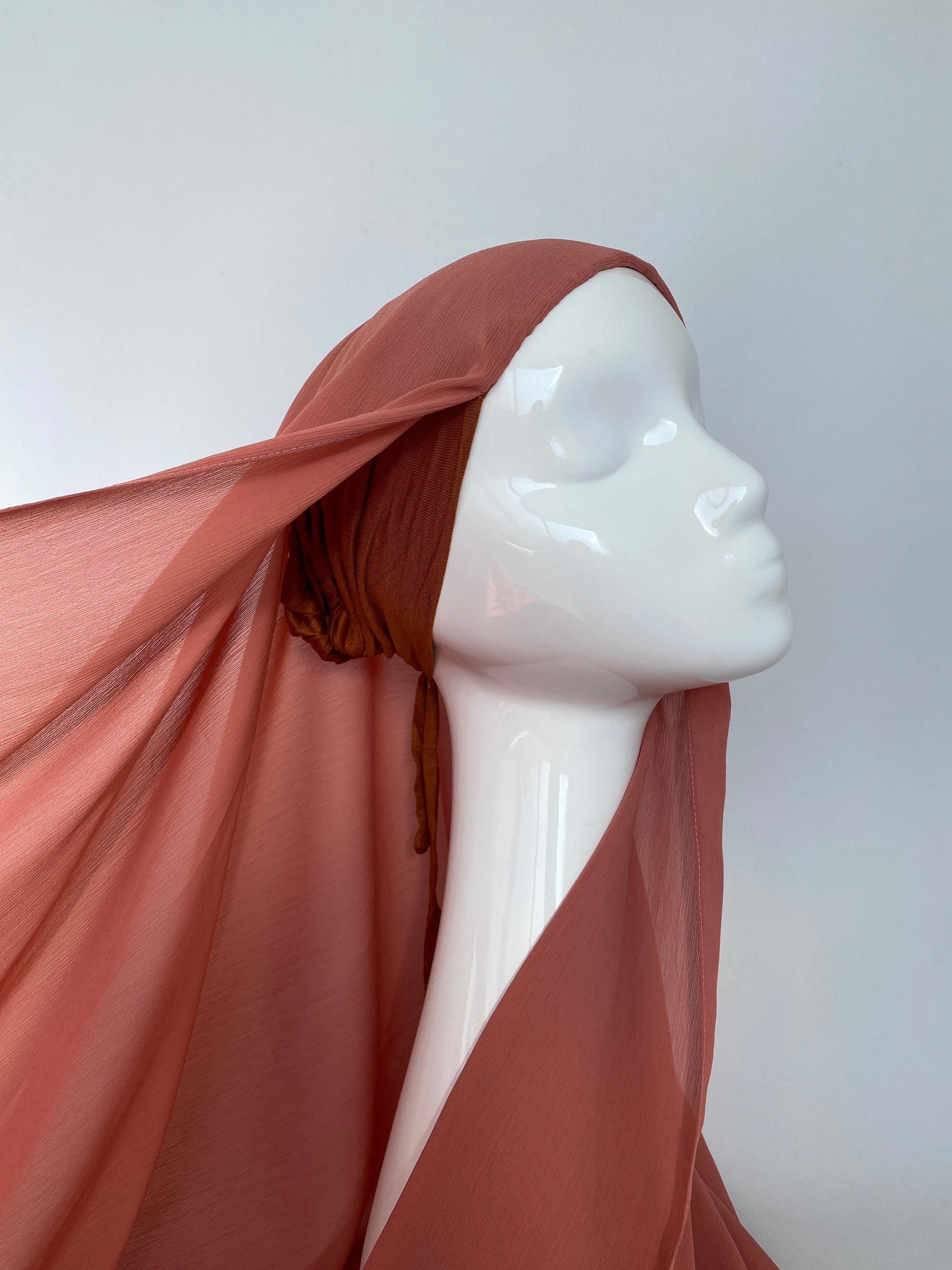 HIJAB À ENFILER SOIE RAYÉE