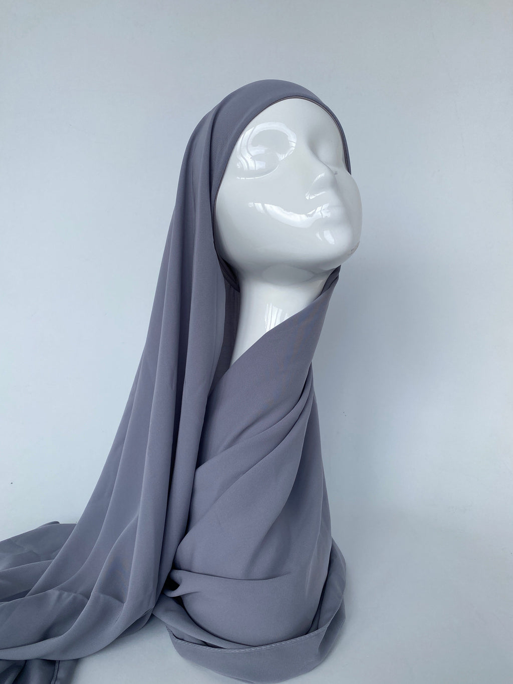 SOIE DE MÉDINE À ENFILER HIJAB GRIS FONCÉ