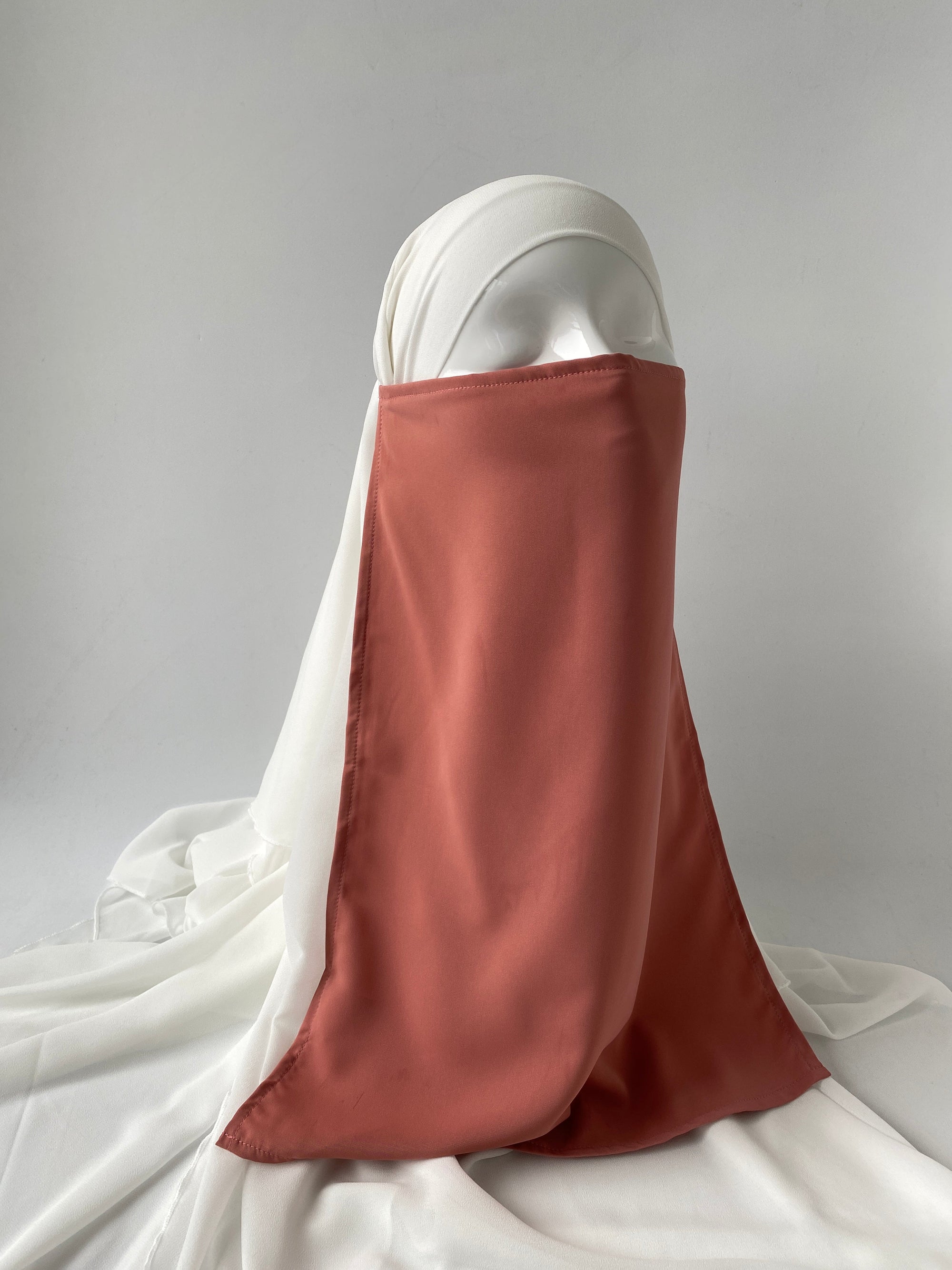 NIQAB SOIE DE MÈDINE CORAIL