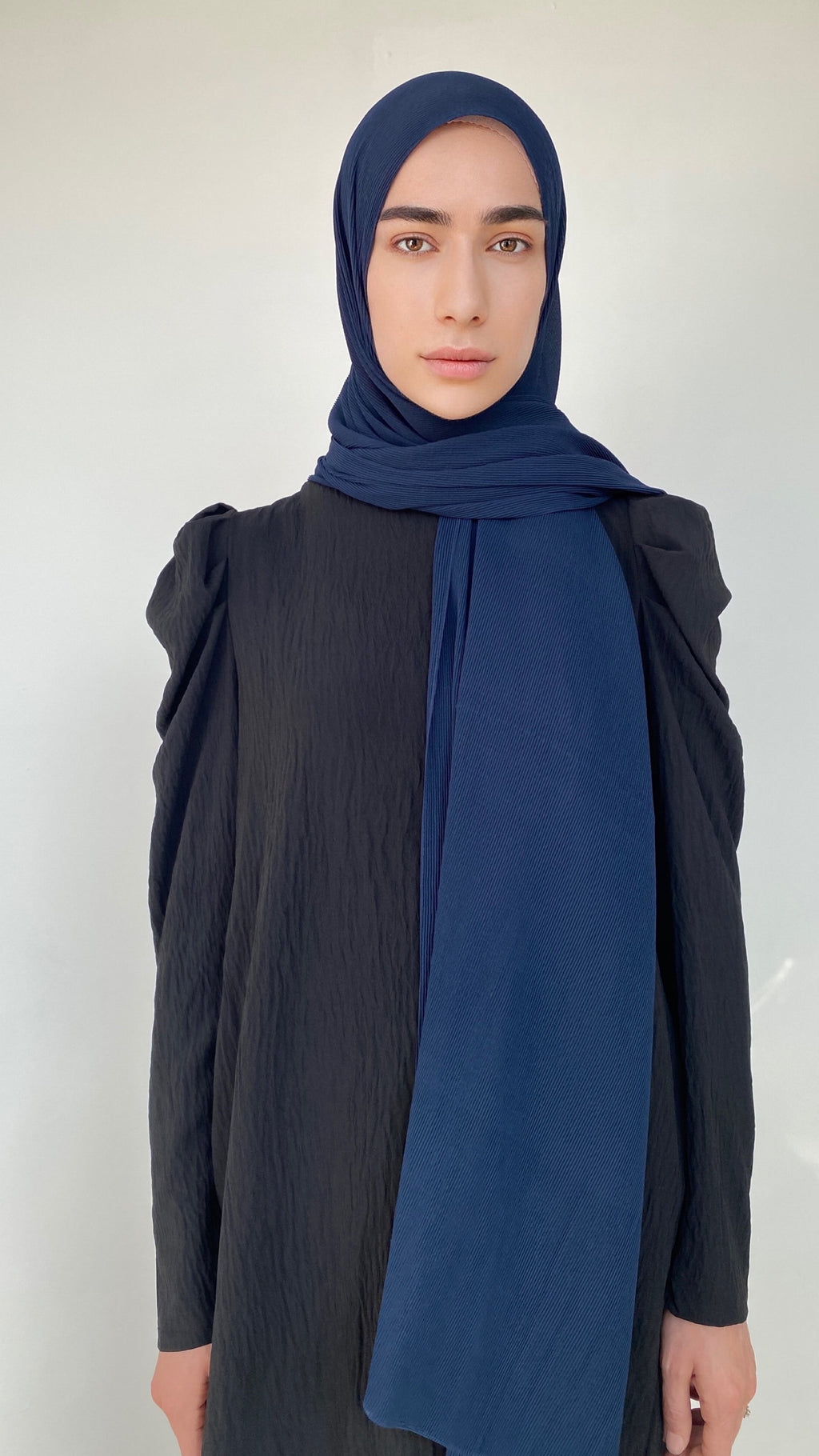 HIJAB MOUSSELINE PLISSÉE BLEU FONCÉ
