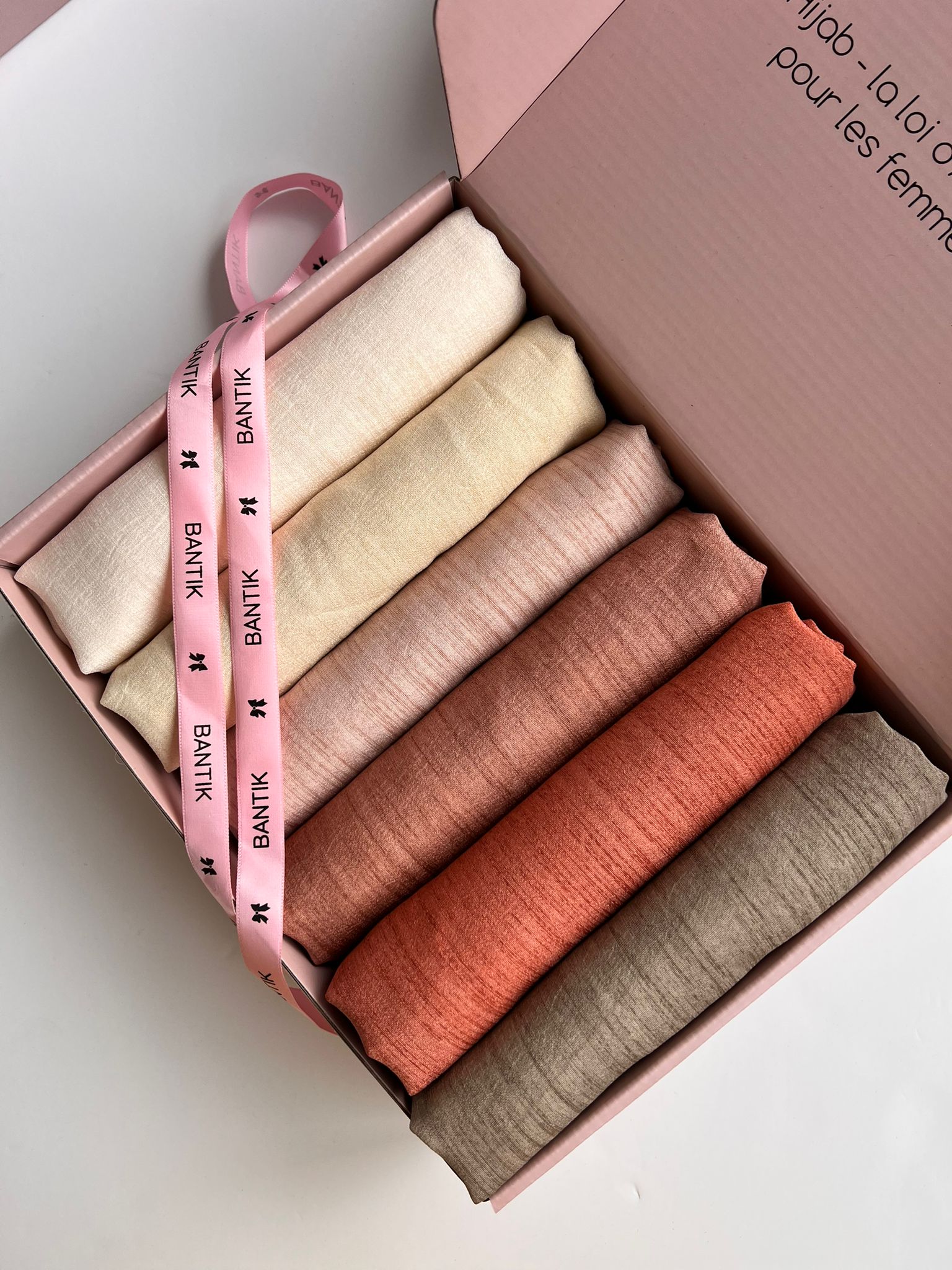 BOX SIX HIJABS LIN